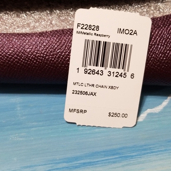 Coach F22828 Chain Crossbody Bag Raspberry NWT - Picture 4 of 8